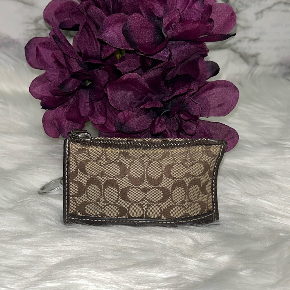 EUC Coach Signature Keychain - Picture 2 of 6